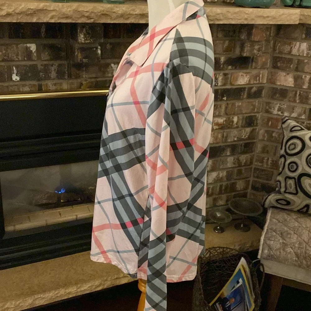 SAN SOLEIL UPF 50 long sleeved top shirt. Fun pink and gray diagonal plaid. - Picture 4 of 10